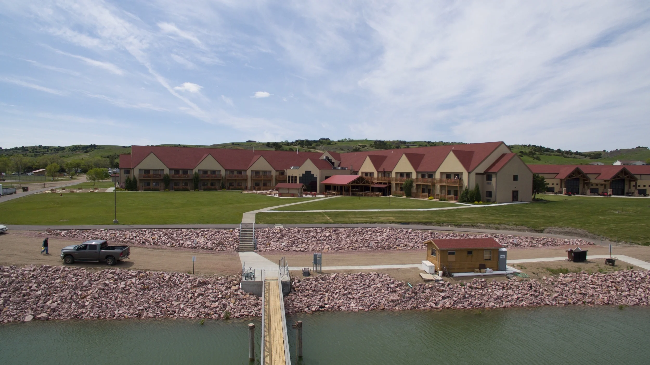 Cedar Shore Resort - on the banks of the Missouri River
