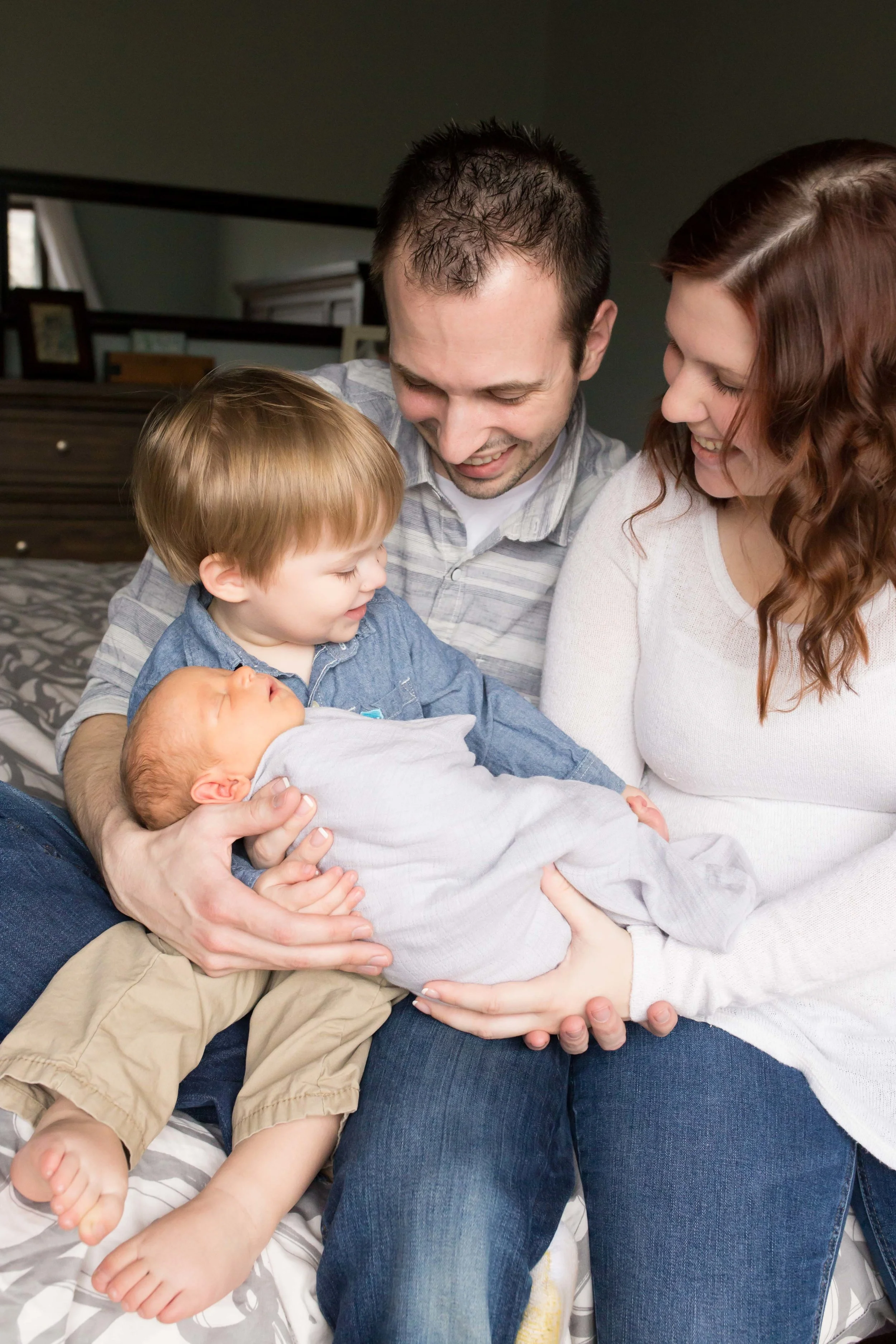 Newborn&Brother-11.jpg