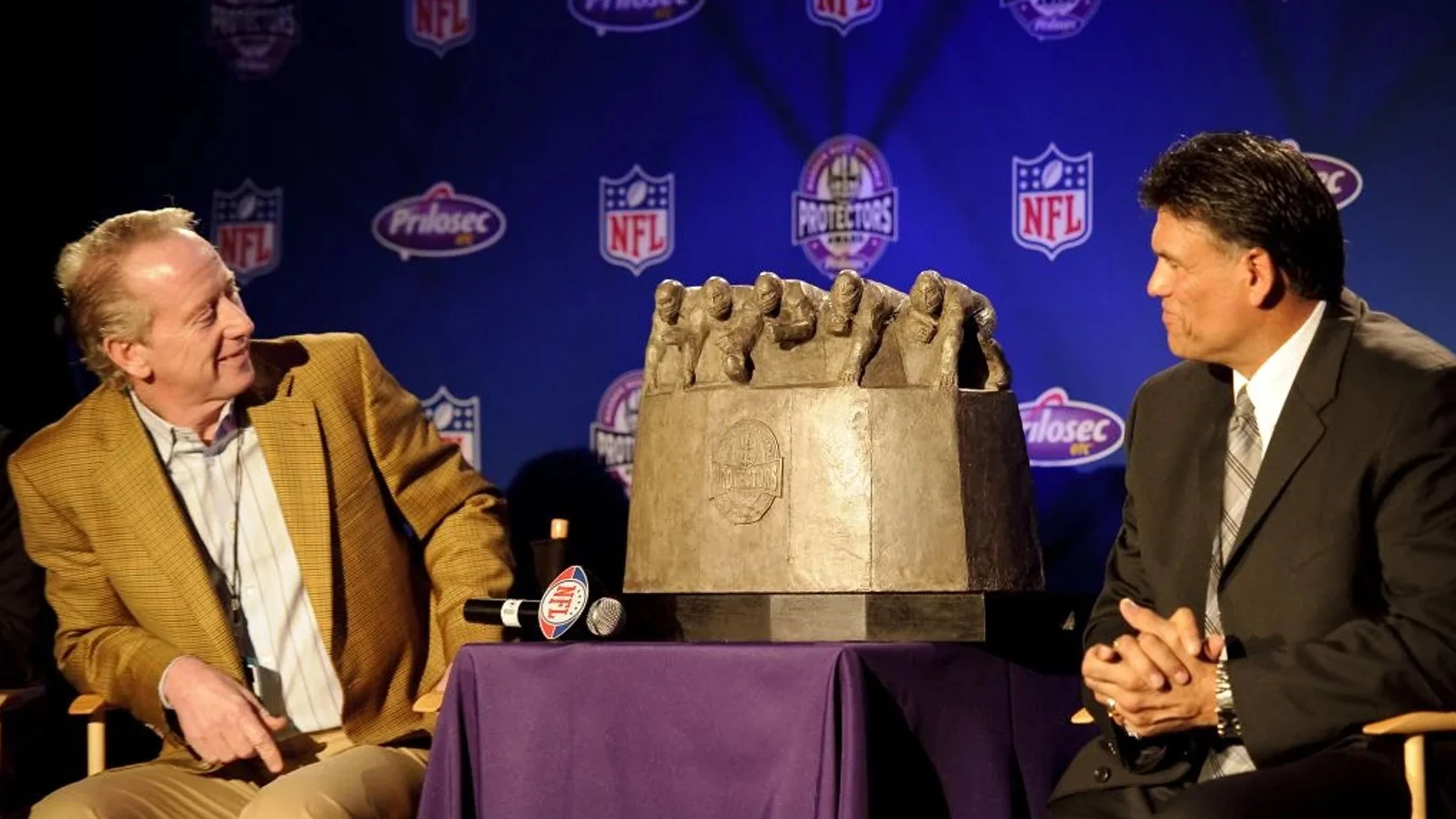 TN_MaddenProtectorsAward6.jpg