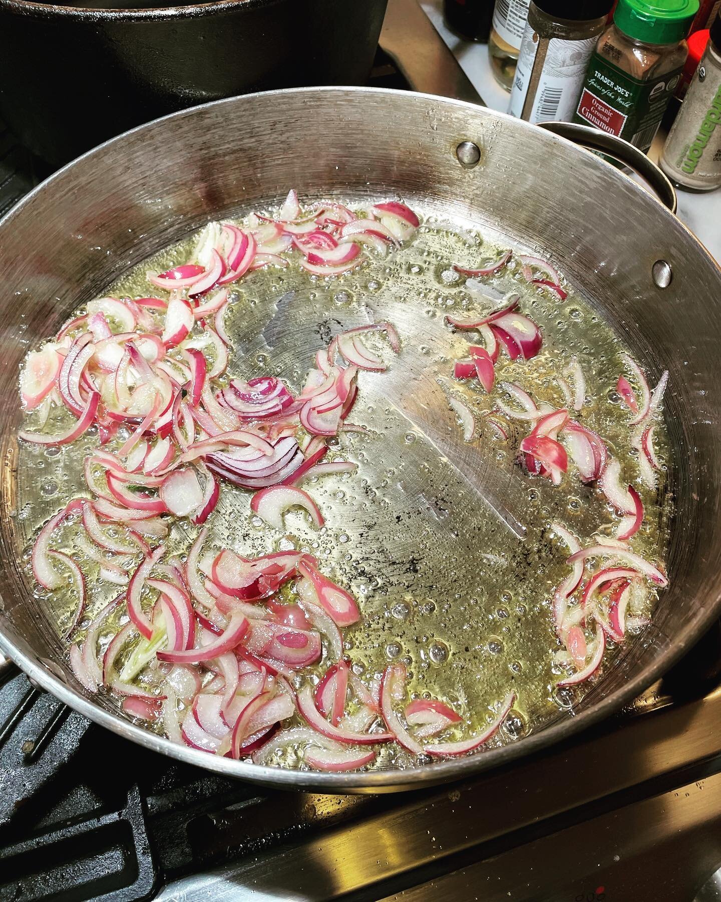 Best post election self therapy 🛀🏽🛀🏽🛀🏽 (beginnings of an altered coconut milk braised collard greens from @nytcooking)