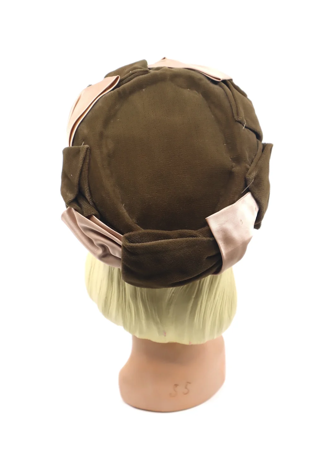 The House Of Hats Vintage 1950s 1950s Brown Velvet & Satin  display picture 1