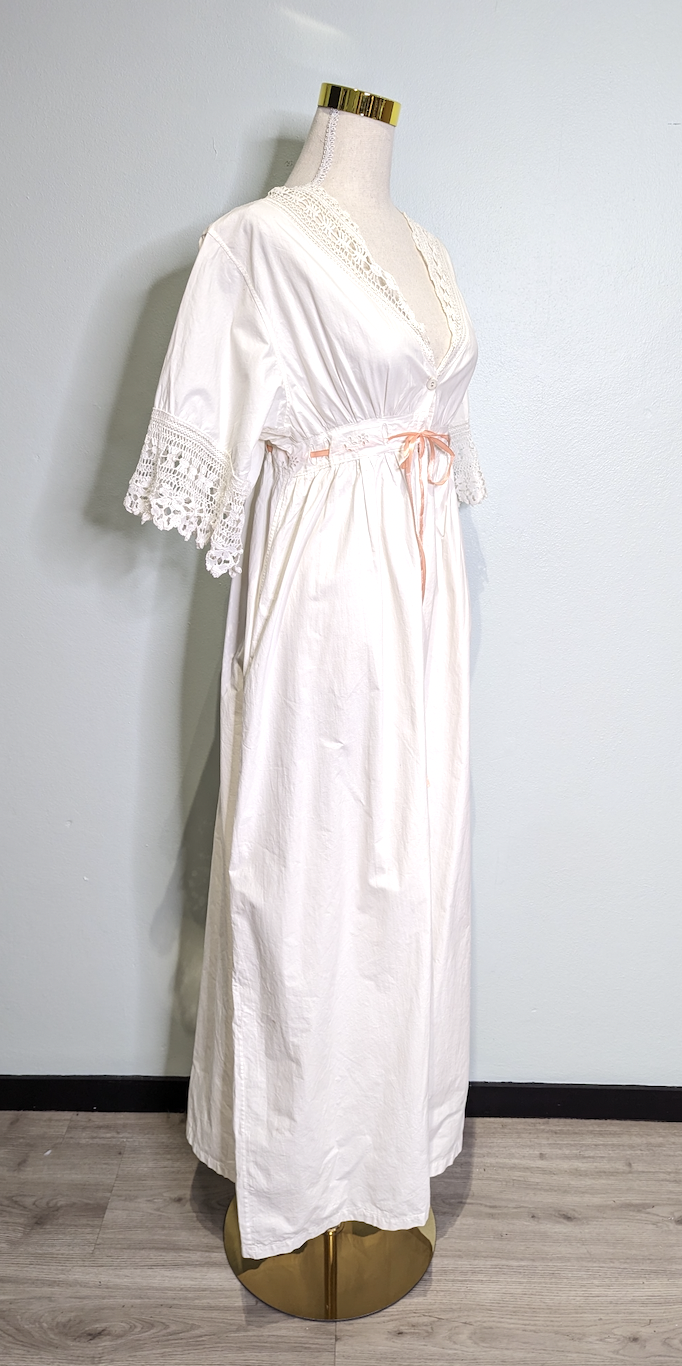 The Deco Doll Vintage Clothing Toowoomba .png