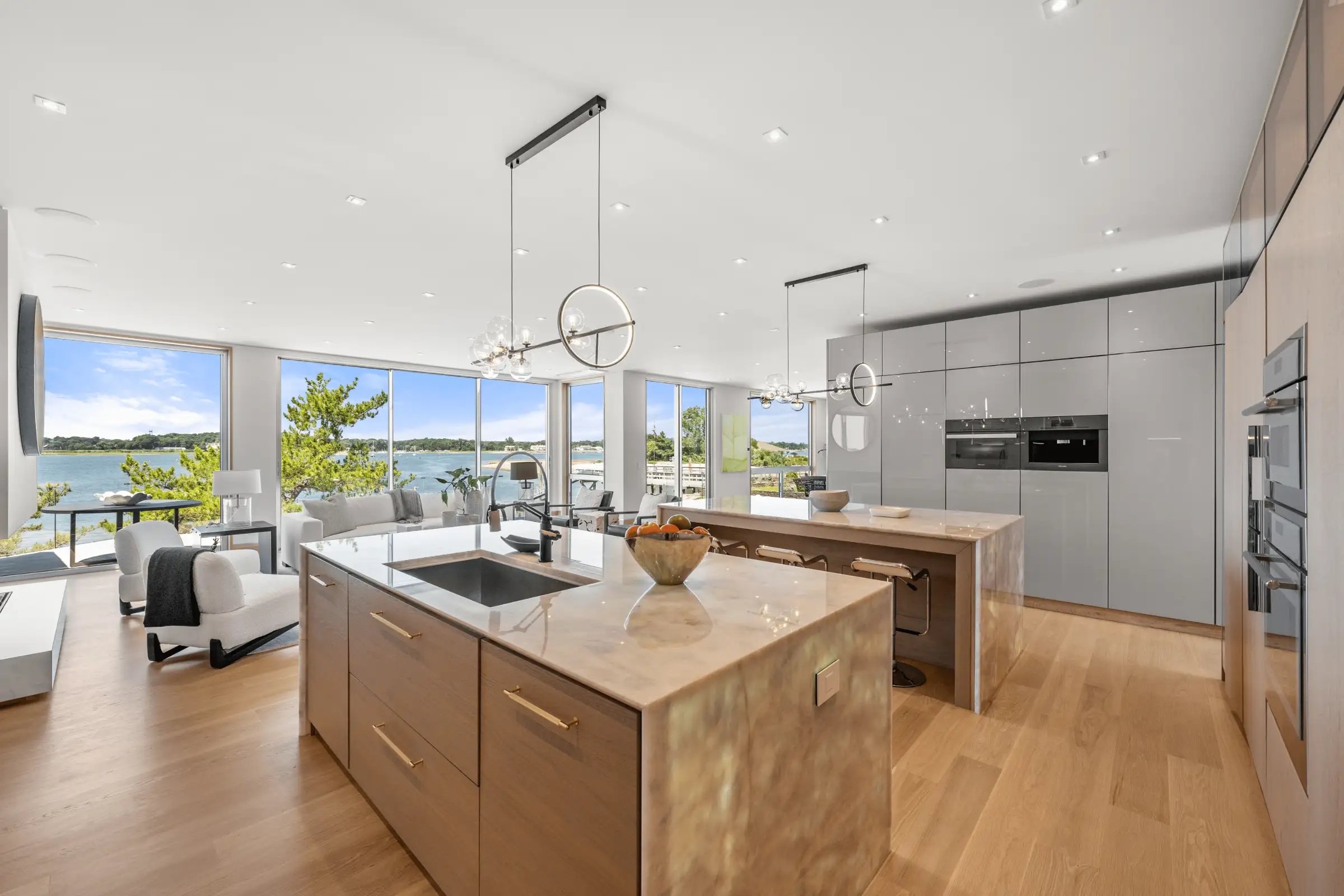 135 Harbor Rd 6.jpg