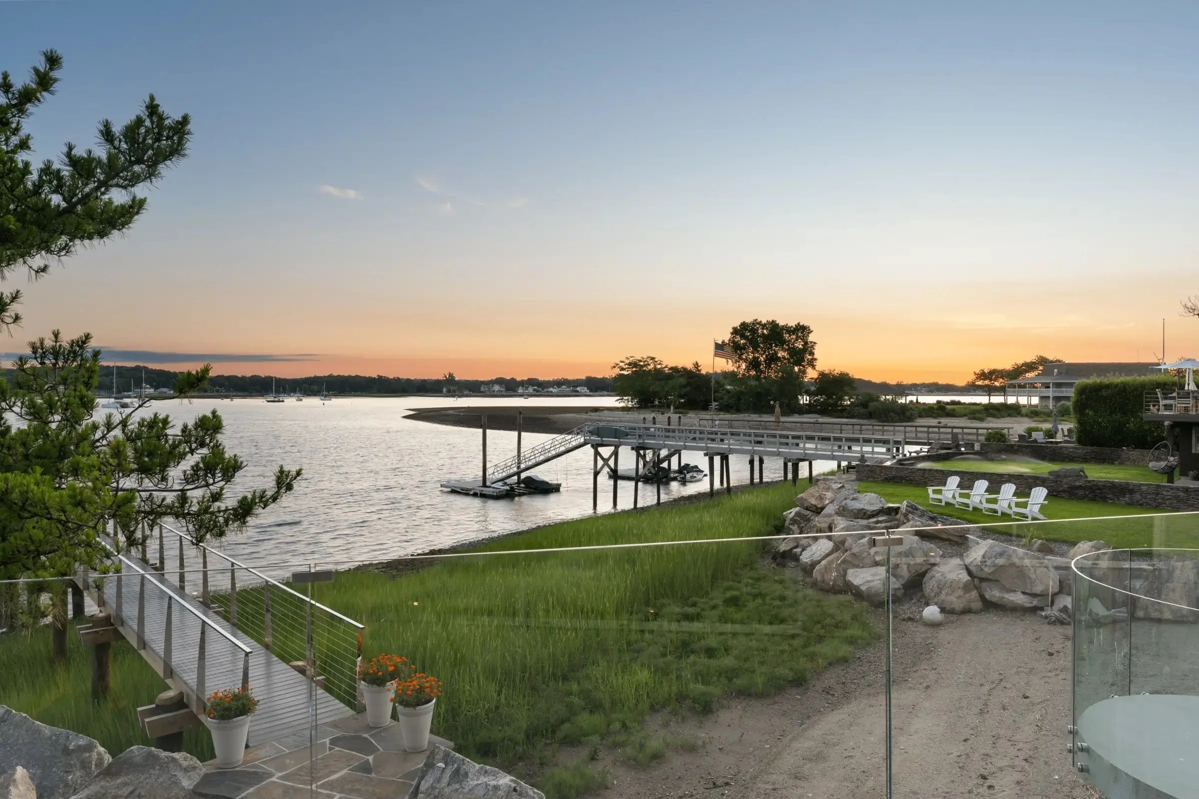 135 Harbor Rd 10.jpg