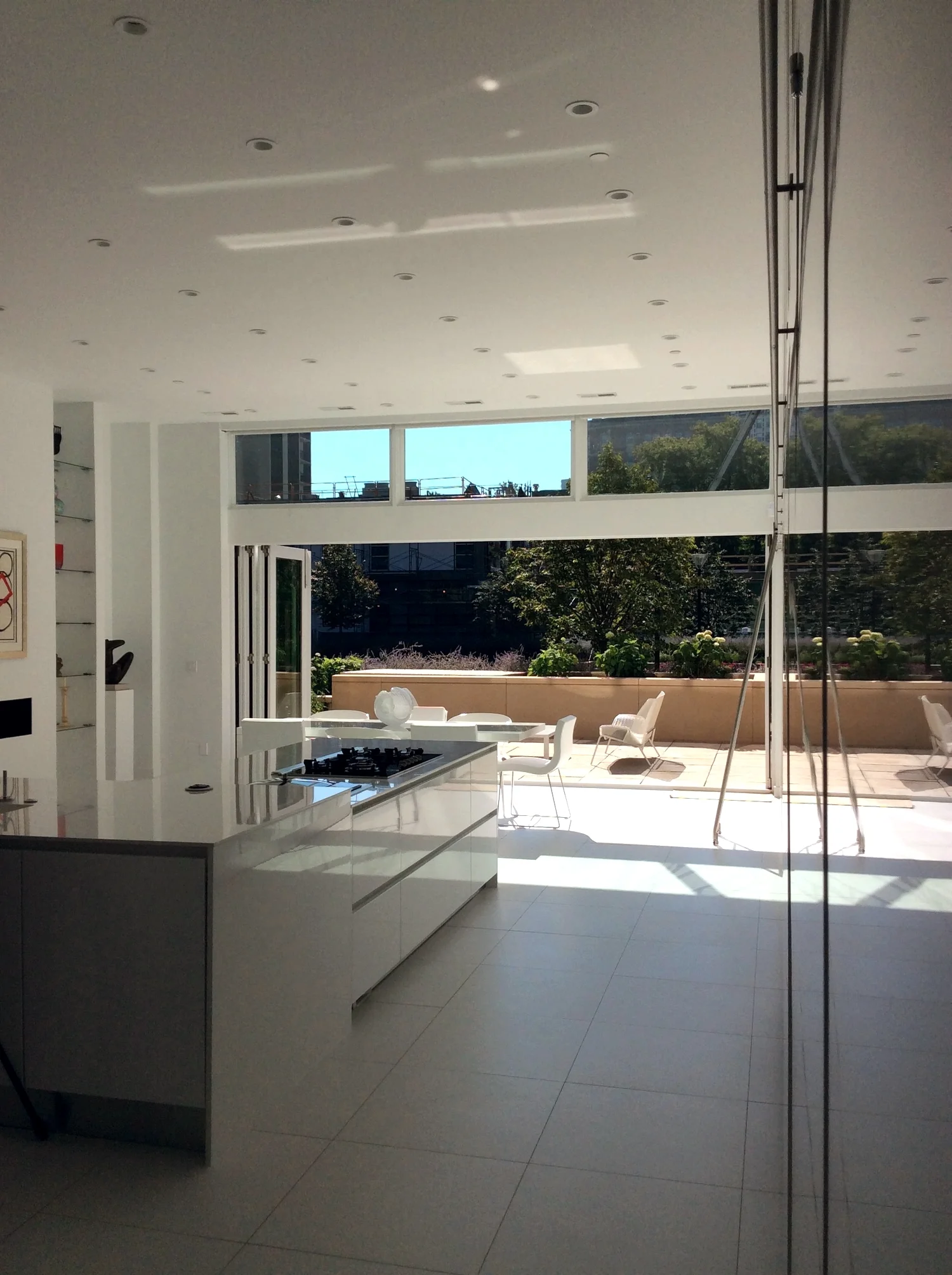 Kitchen open to the Terrace