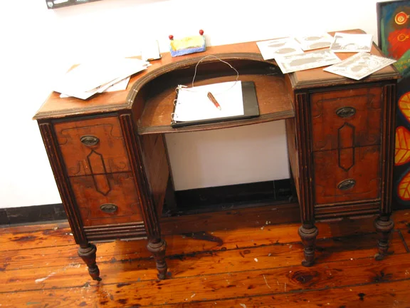 desk.jpg