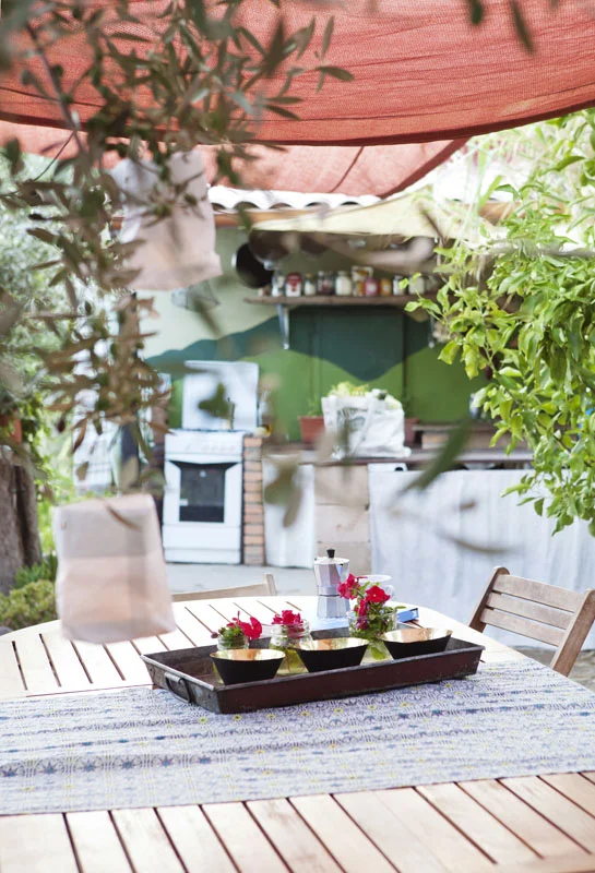 Outdoor kitchen and dining