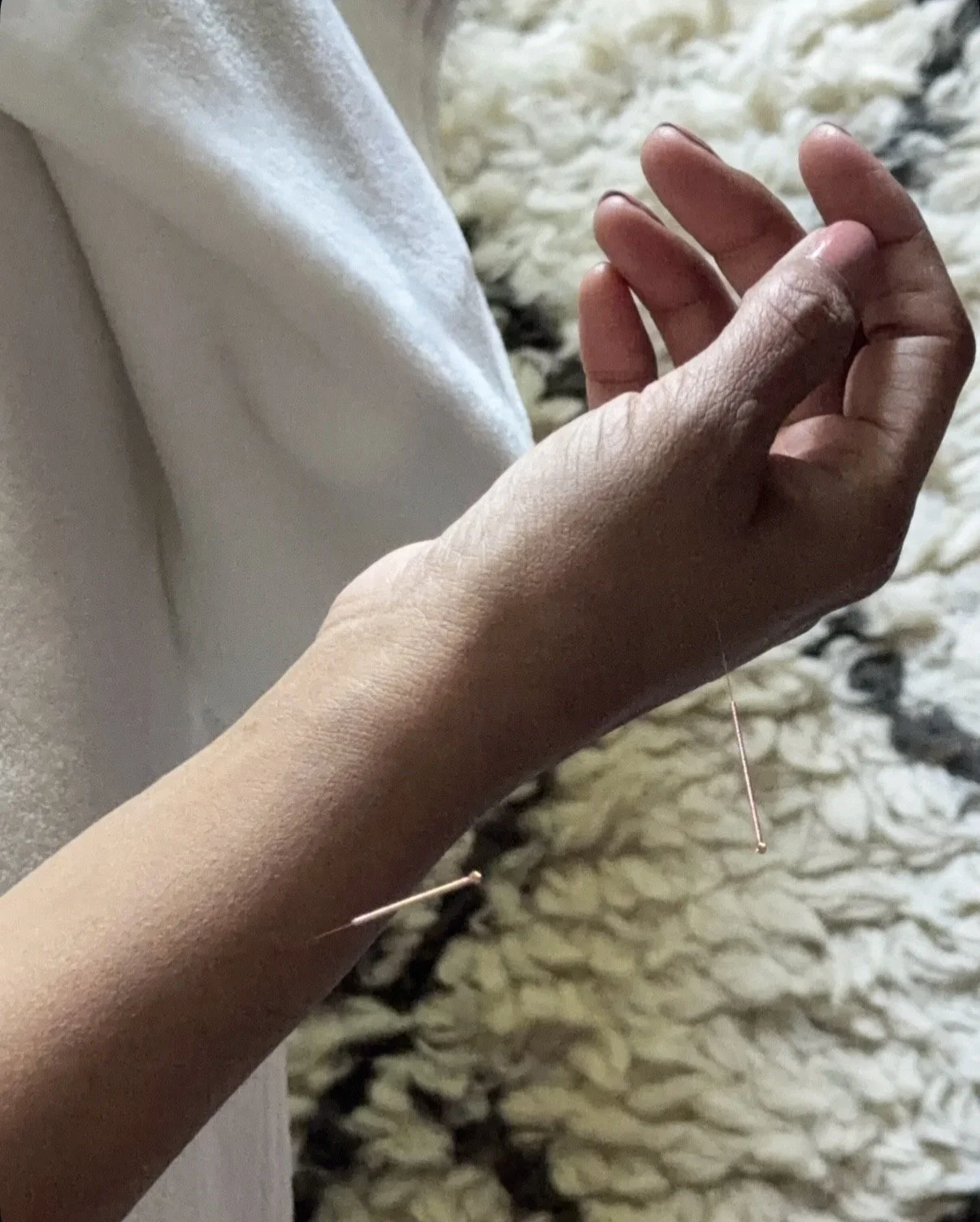 Leena hand cu.jpg