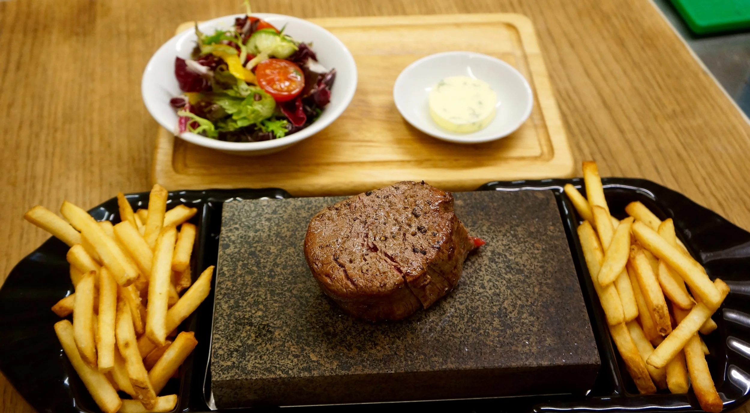 GALLERY — THE LOOKOUT