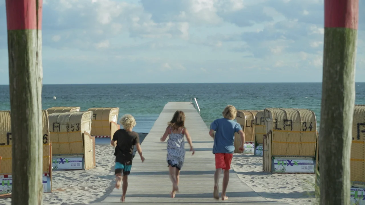 Provinzial-Strandfilm-Master-20s-ABNAHME-Endversion (1-00-01-07).jpg