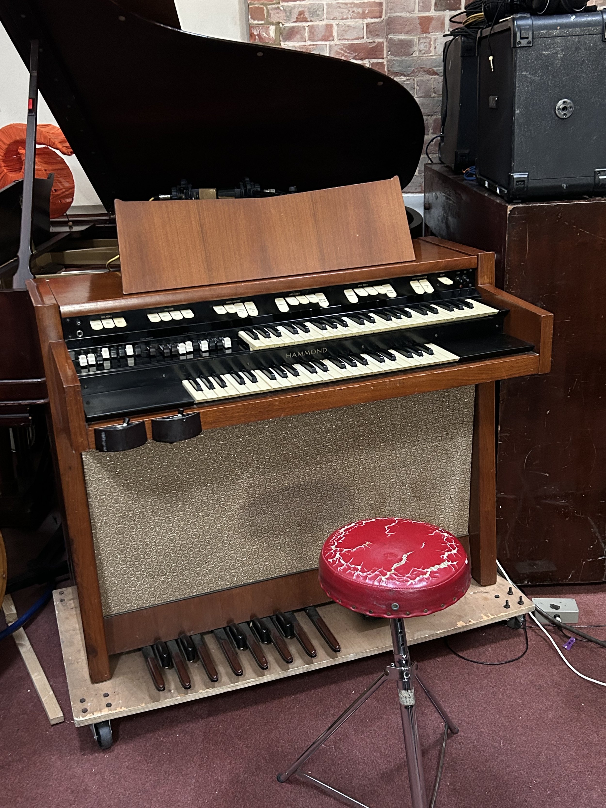 Vintage Keys Studio Vintage Keys Studio