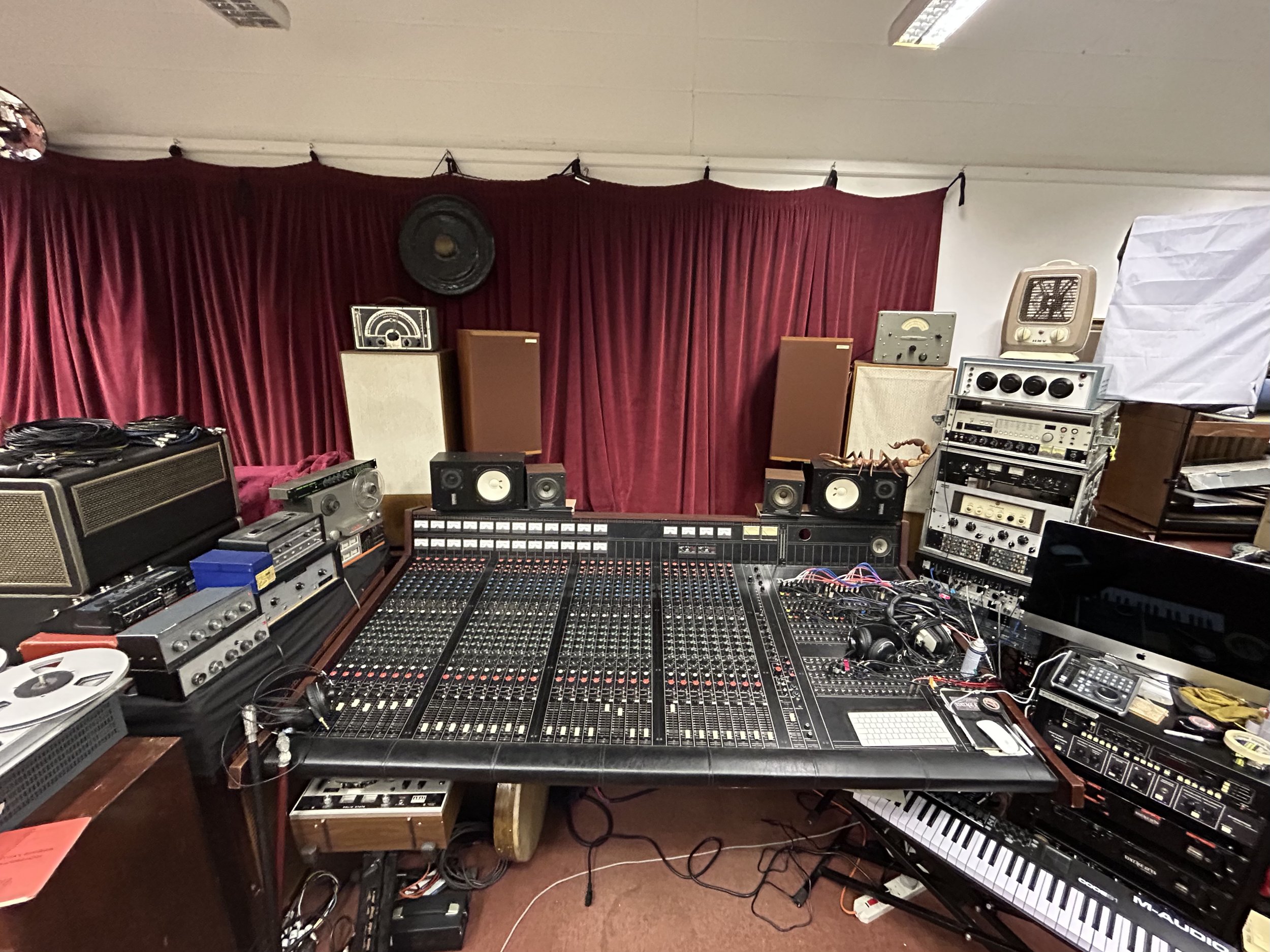 Vintage Keys Recording Studio
