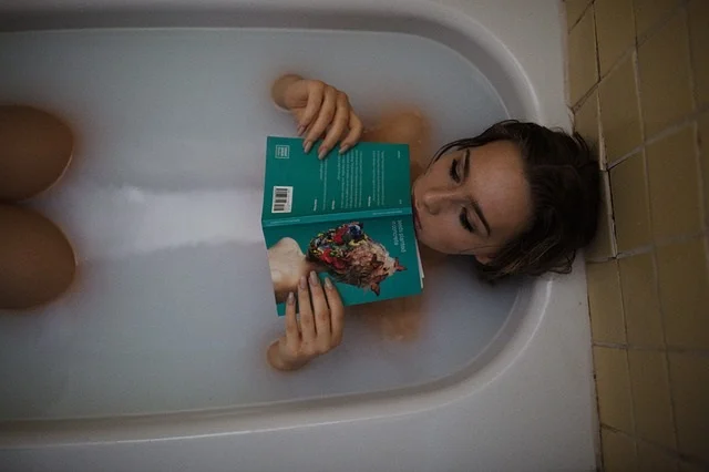 Can a hot bath in the afternoon reduce depression.png
