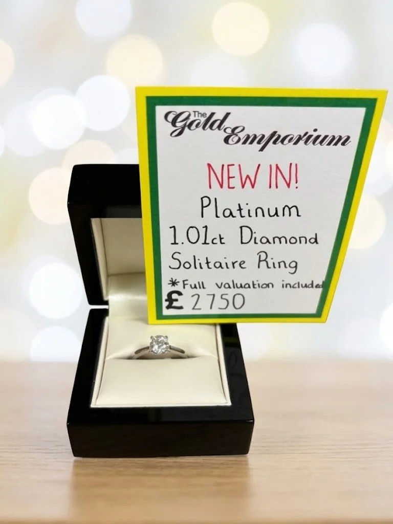 New stock 🤍

Suprise! There isn&rsquo;t just one, but TWO new platinum rings in stock, this one features 1.01ct of diamond in a single stone which is pretty incredible💎 also ideal as an engagement ring or even as a gift for a loved one 🥰 full eval