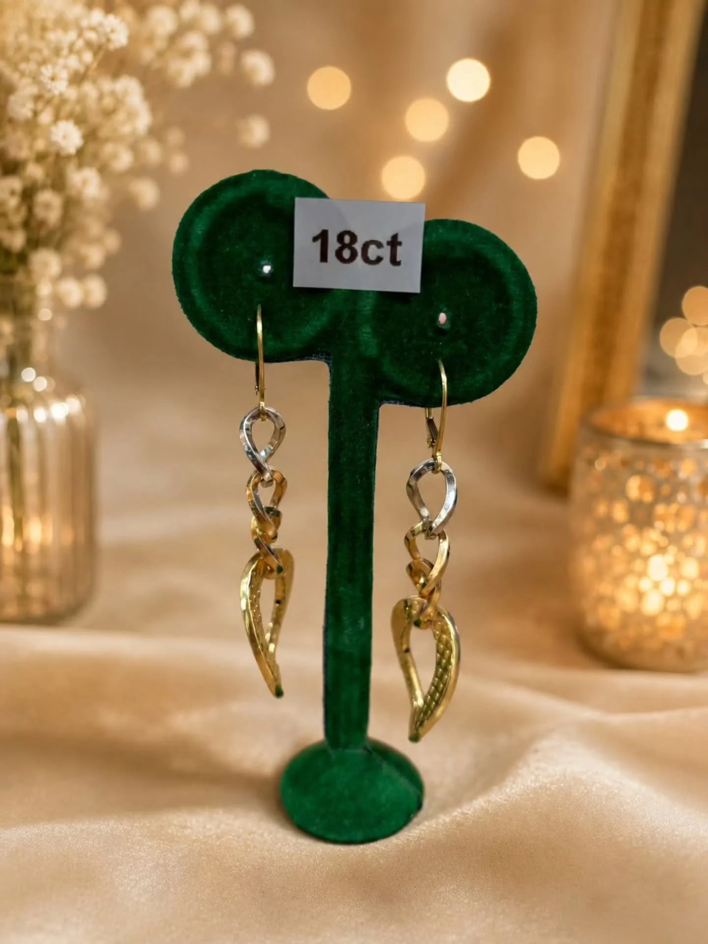 Hey ladies! We have a simple question...why are these still here😱 these gorgeous 18ct earrings need new homes, will you be the one to take one of these?! Gorgeous, elegant and fiery their just too good to be sat in our window! 

We offer deposits an
