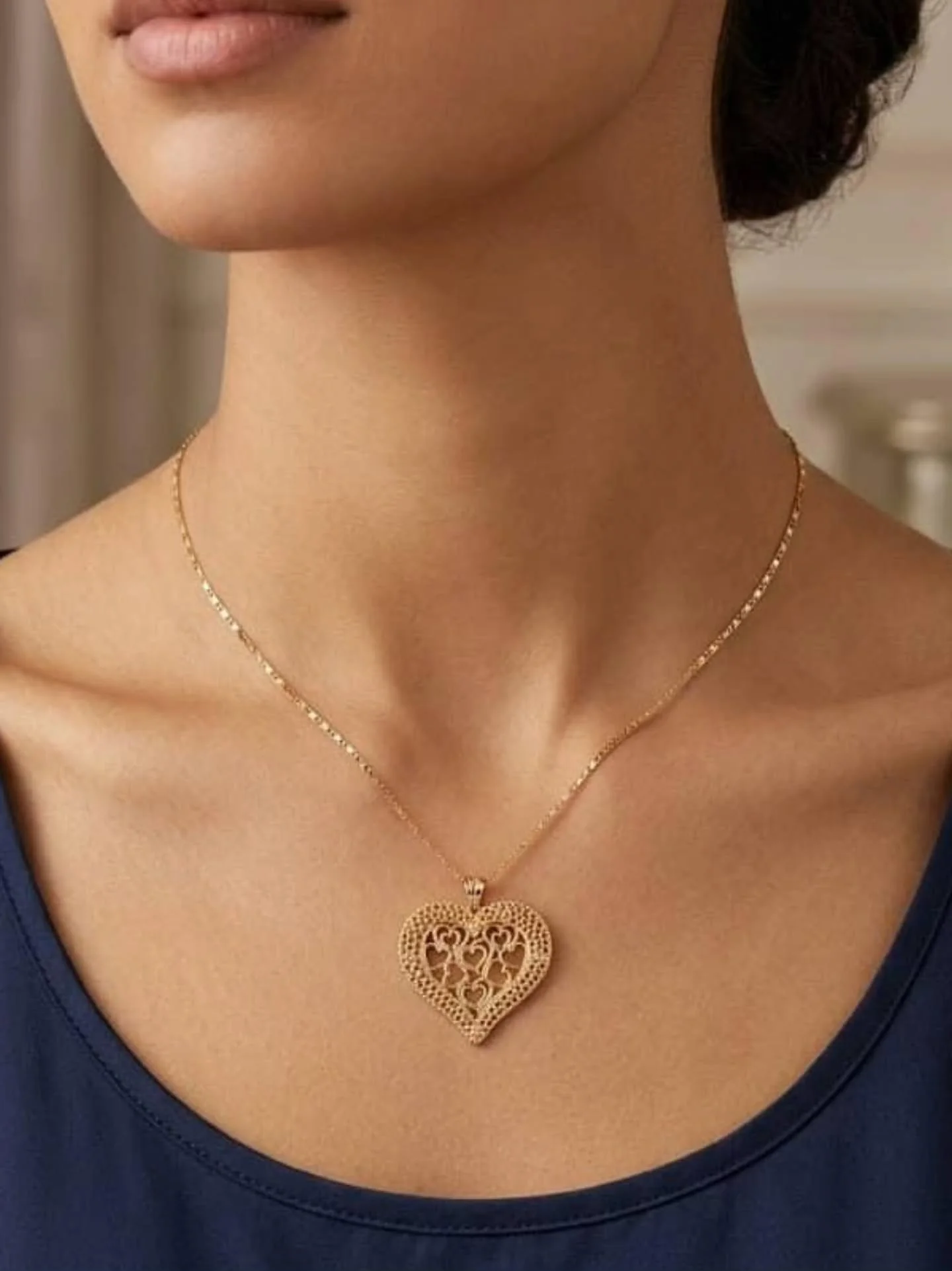 New gold stock 💛 

Just landed in store, this lovely 18ct patterned heart pendant is sure to capture a few hearts of its own! Paired nicely with our 18ct fancy anchor chain necklace we don't know how anyone could resist✨️ can be bought separately fo