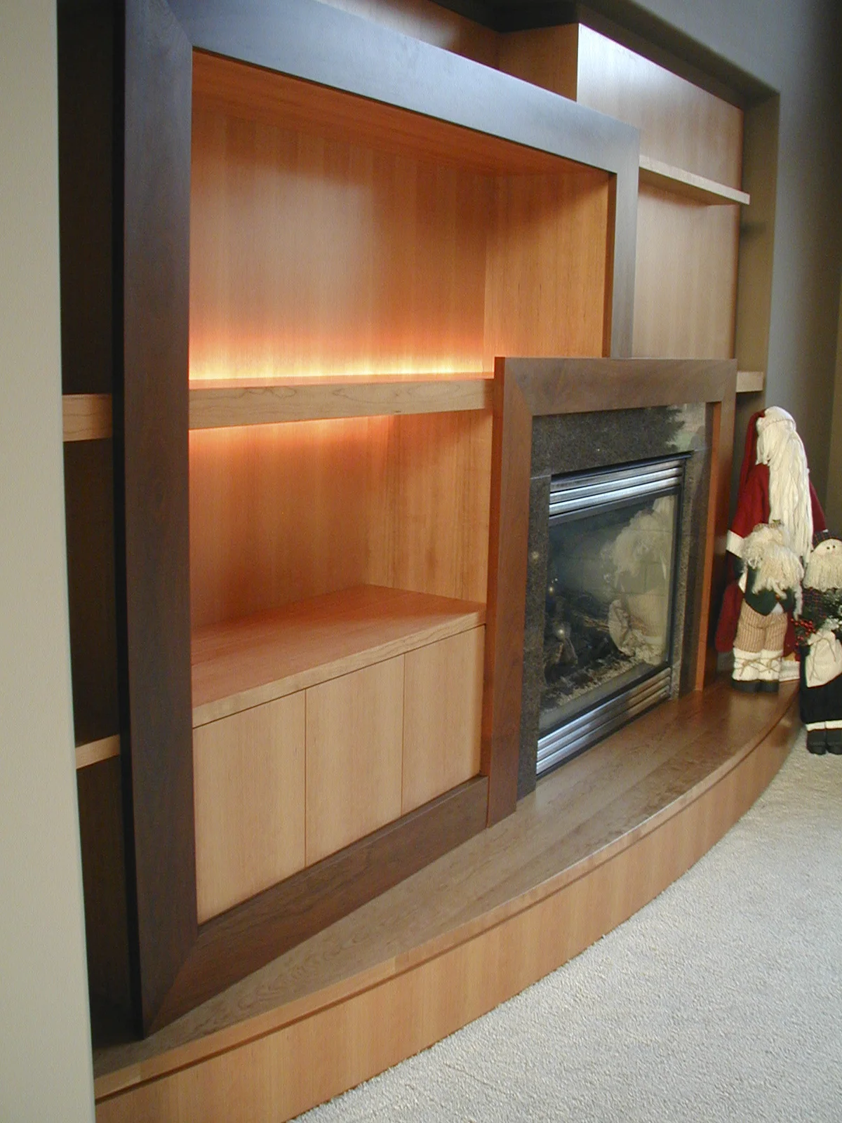 Custom Cabinets Fireplace Mantel Hearth Cabinet Cedar Rapids Iowa Woodworking04.jpg