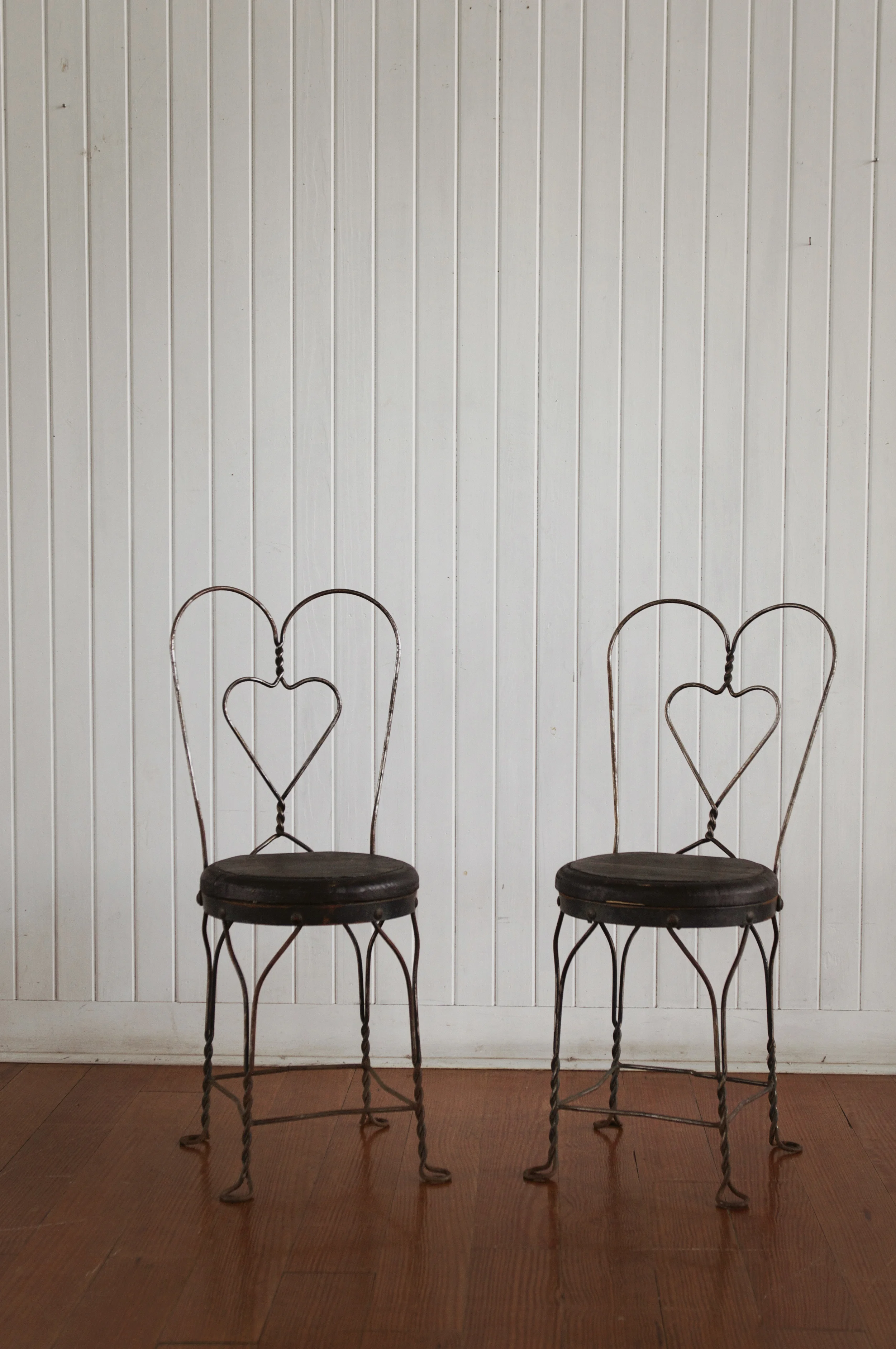 Sweetheart Chairs