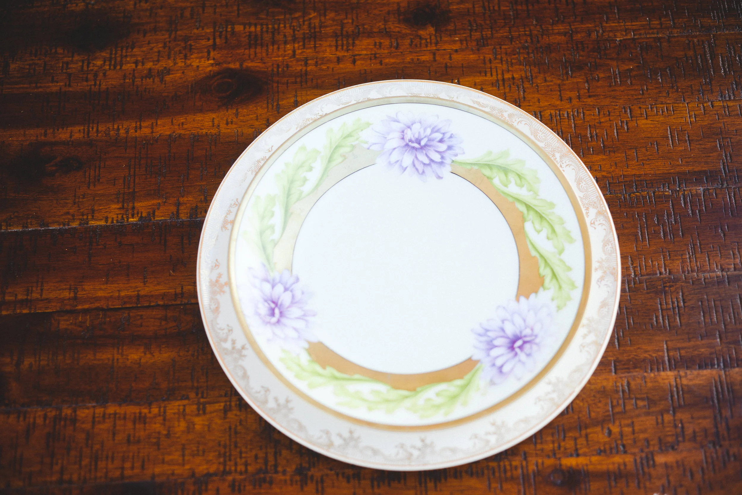 luncheon-plates-vintage.jpg