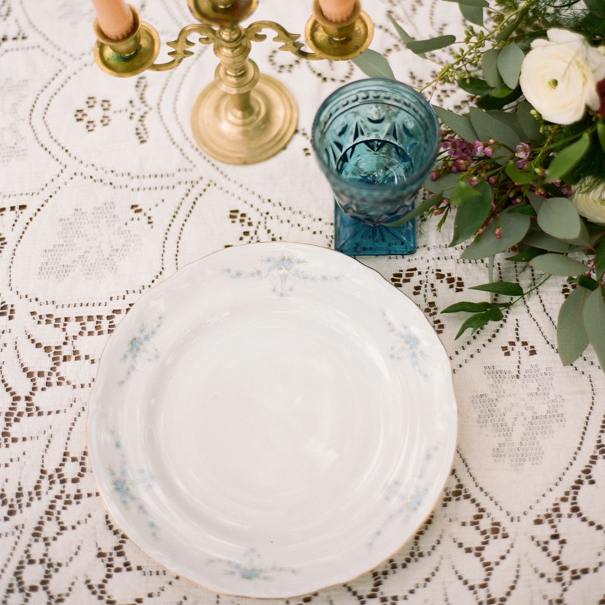 vintage-blue-floral-dinner-plate.jpg