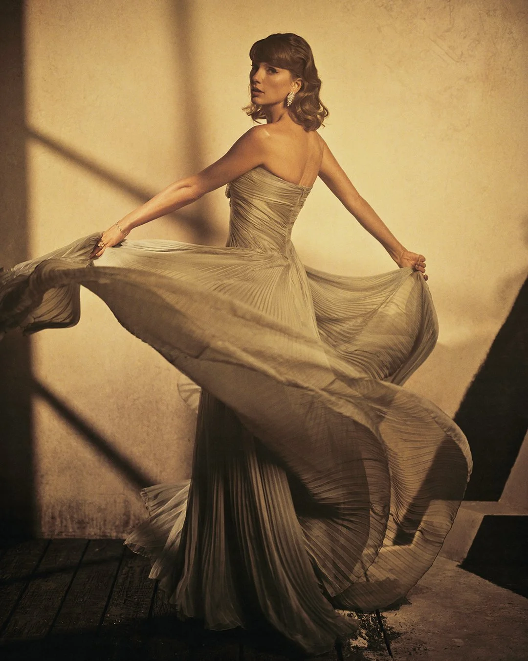03_20261017_AMMPGalaPortrait_Taylor Swift_0127.jpg