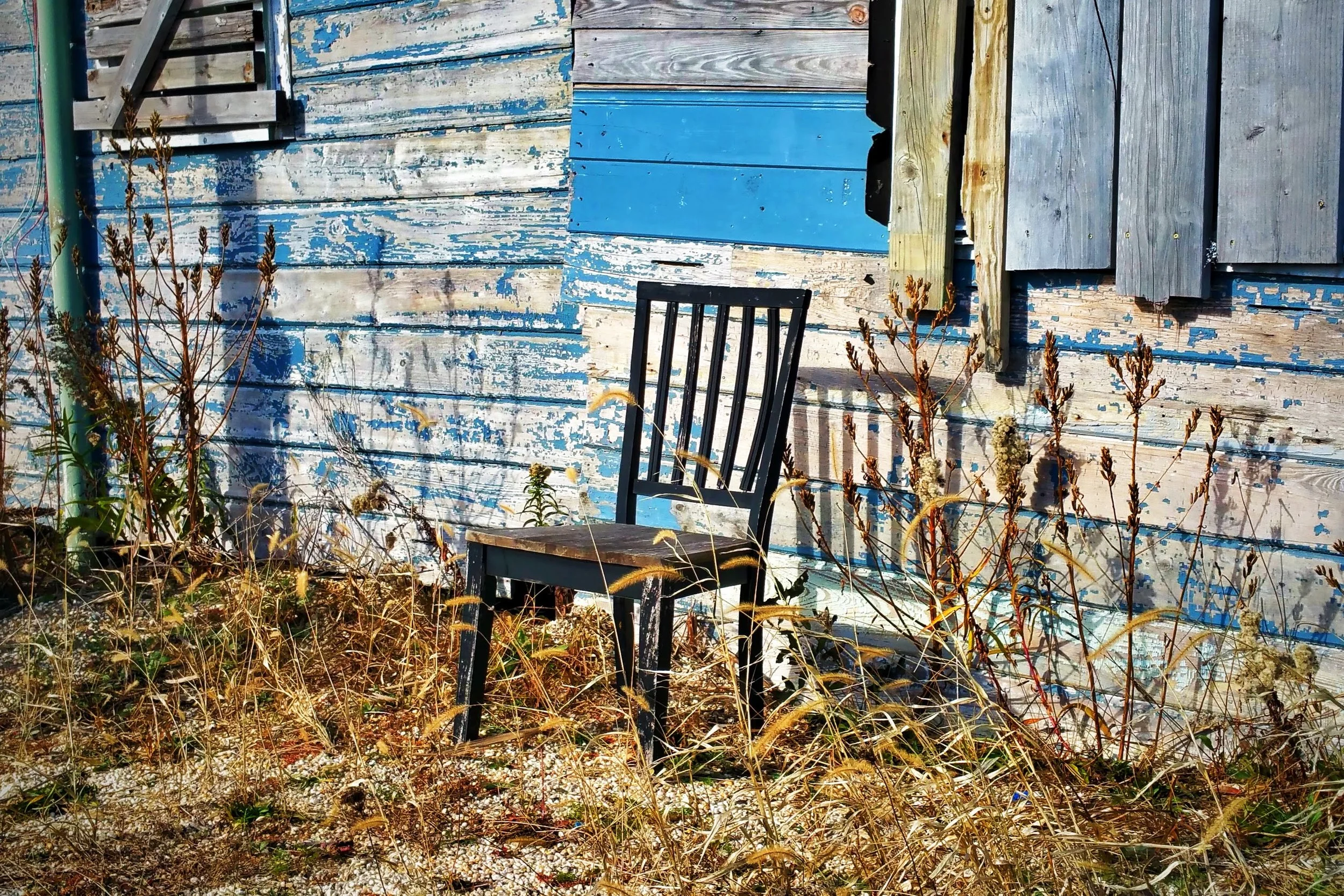 old-chair-green-pipe.jpg