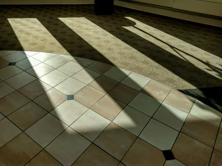 afternoon-lobby-e.webp