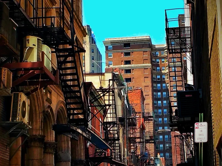 Alley-e1.webp