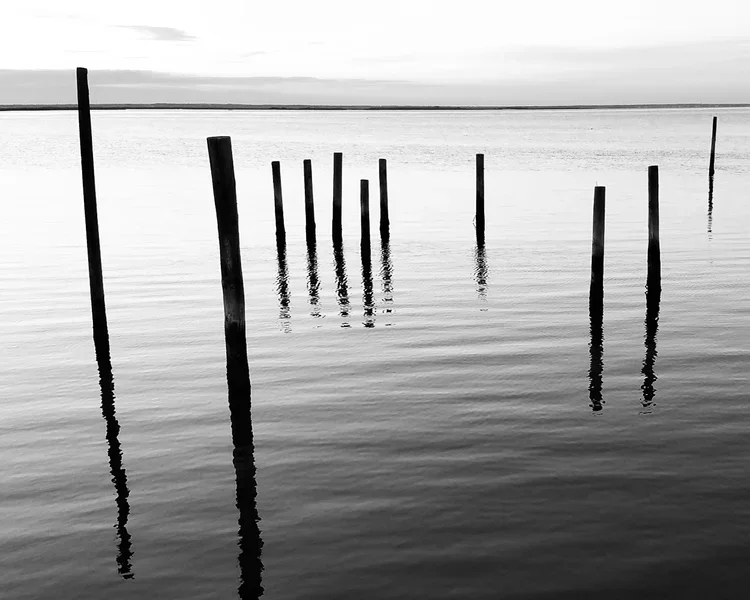 bw-dock-posts-4x5-16x20.webp