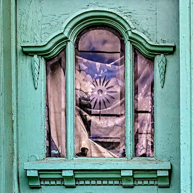 star-window.webp