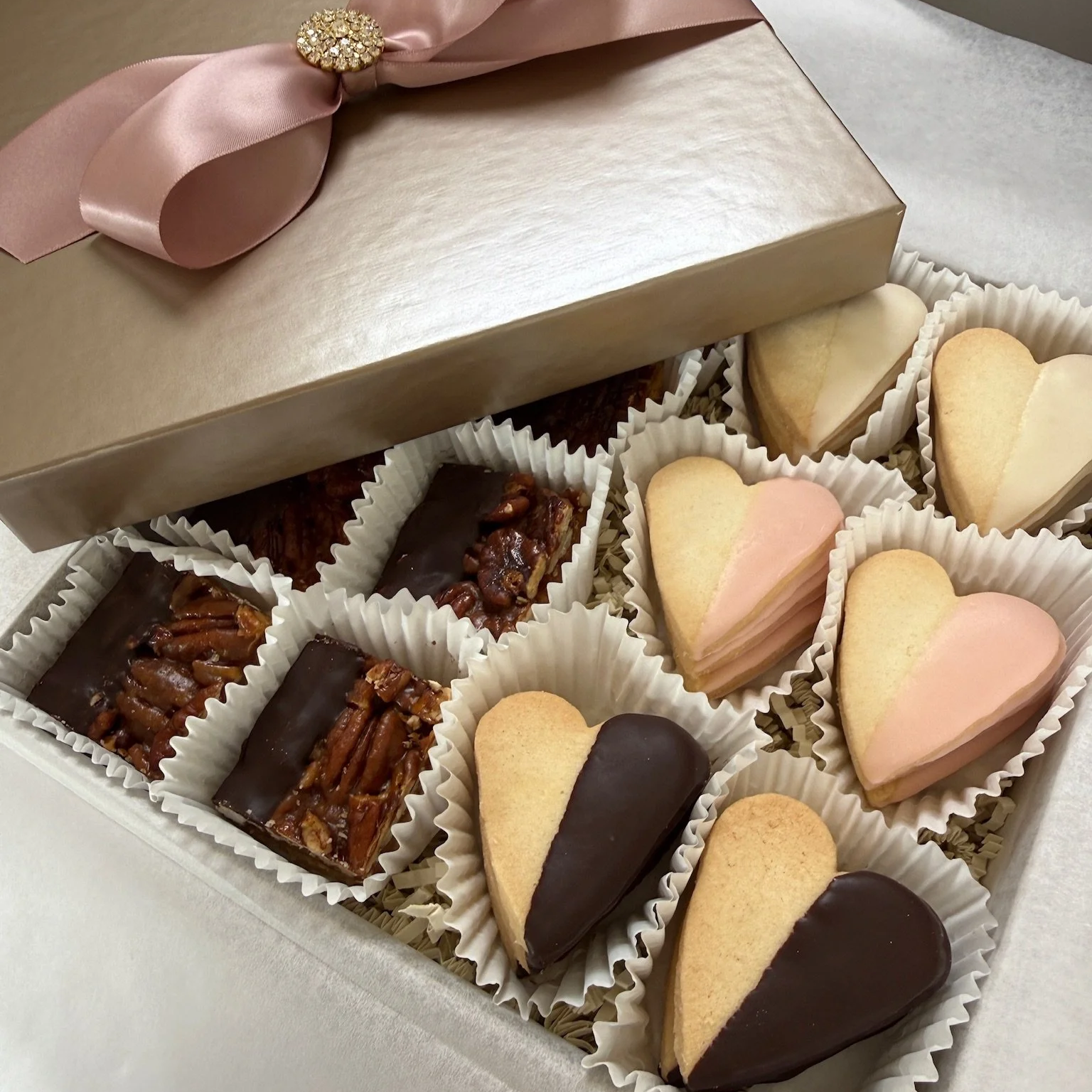 Valentine's Signature Gift Boxes