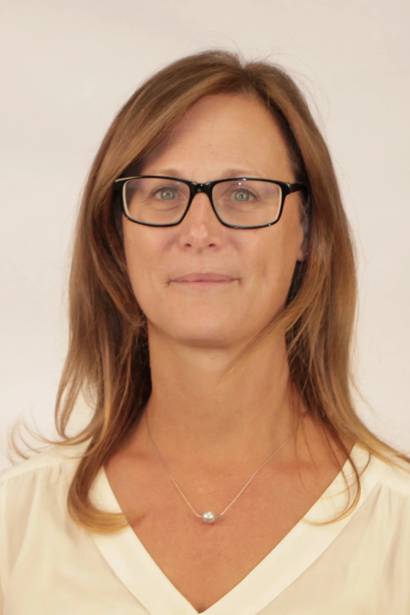 Miriam MacNeil Director of Campus Planning and Development Parliamentary Precinct Branch (PPB)