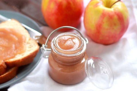 apple butter.png