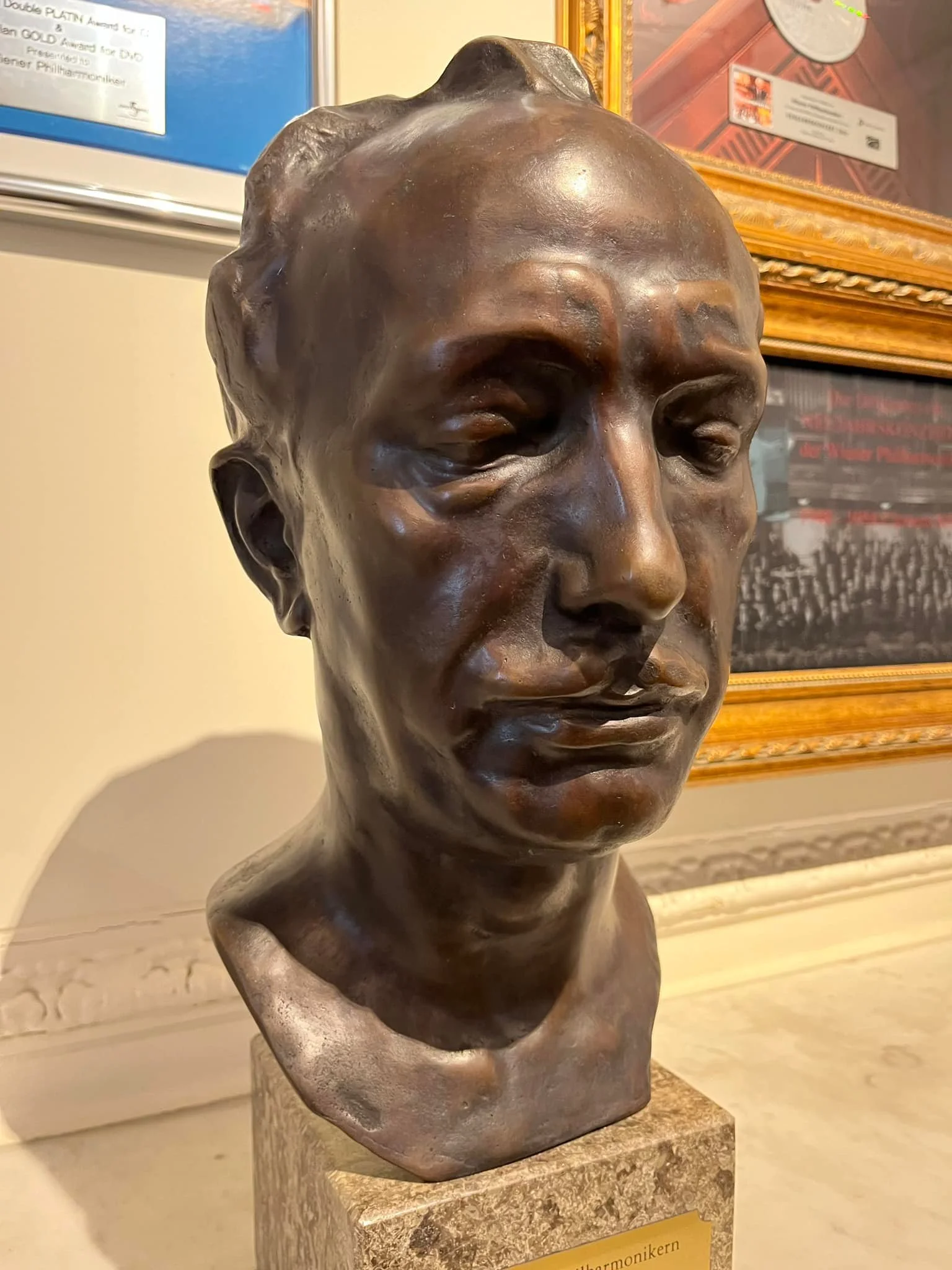 Morning stroll ended me up at the Haus der Musik. Kind of a weird place. I liked the Mahler room but the Beethoven room had a pamphlet of LvB&rsquo;s fav recipes.