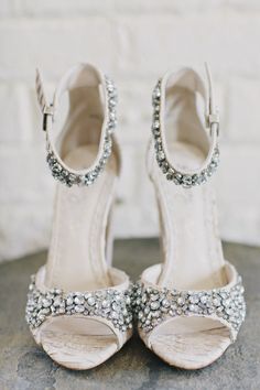 Shoes Alice & Olivia | Photo Christina McNeil