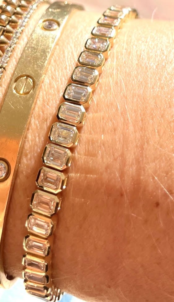 18k tennis bracelet.jpg