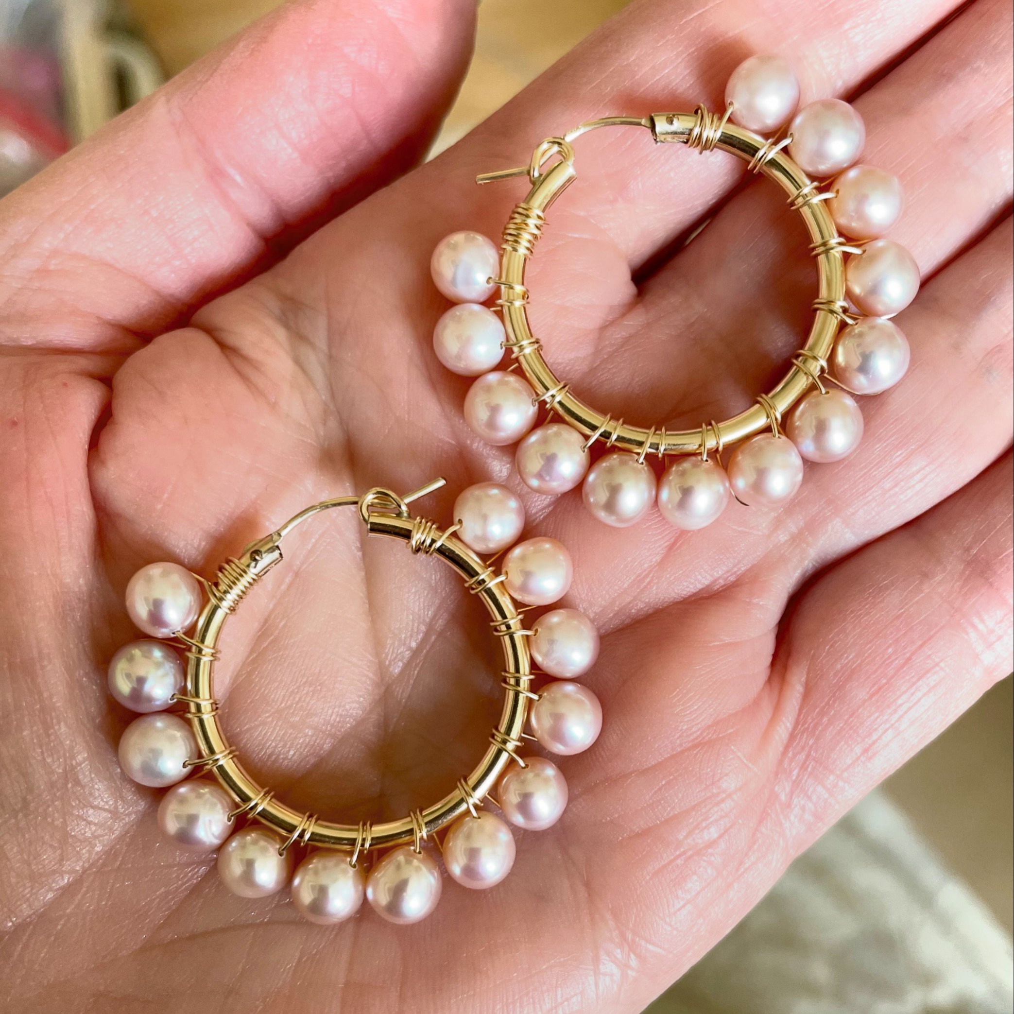 Pink Pearl vibes - Loving these one off wrapped hoops - so blushy so luminous! A great companion for flirty spring dresses or elevate that denim &amp; T look 👀 #customjewelry #hoopearrings #pearljewelry #gemwrapped #handmadejewelry #bridaljewellery 