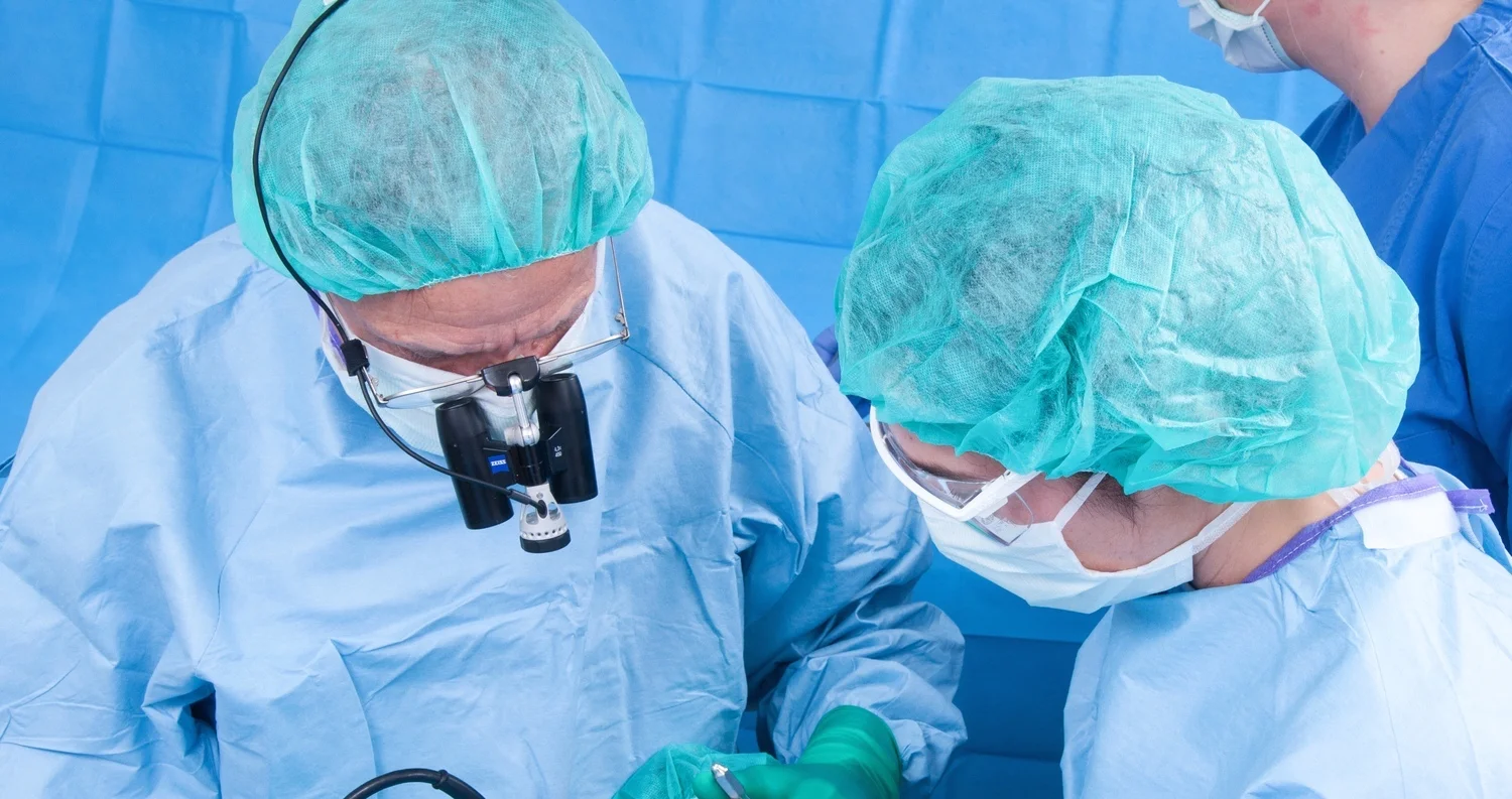 Zahnarztpraxis-Schoberer-Gruenwald-Implantate-1.jpg