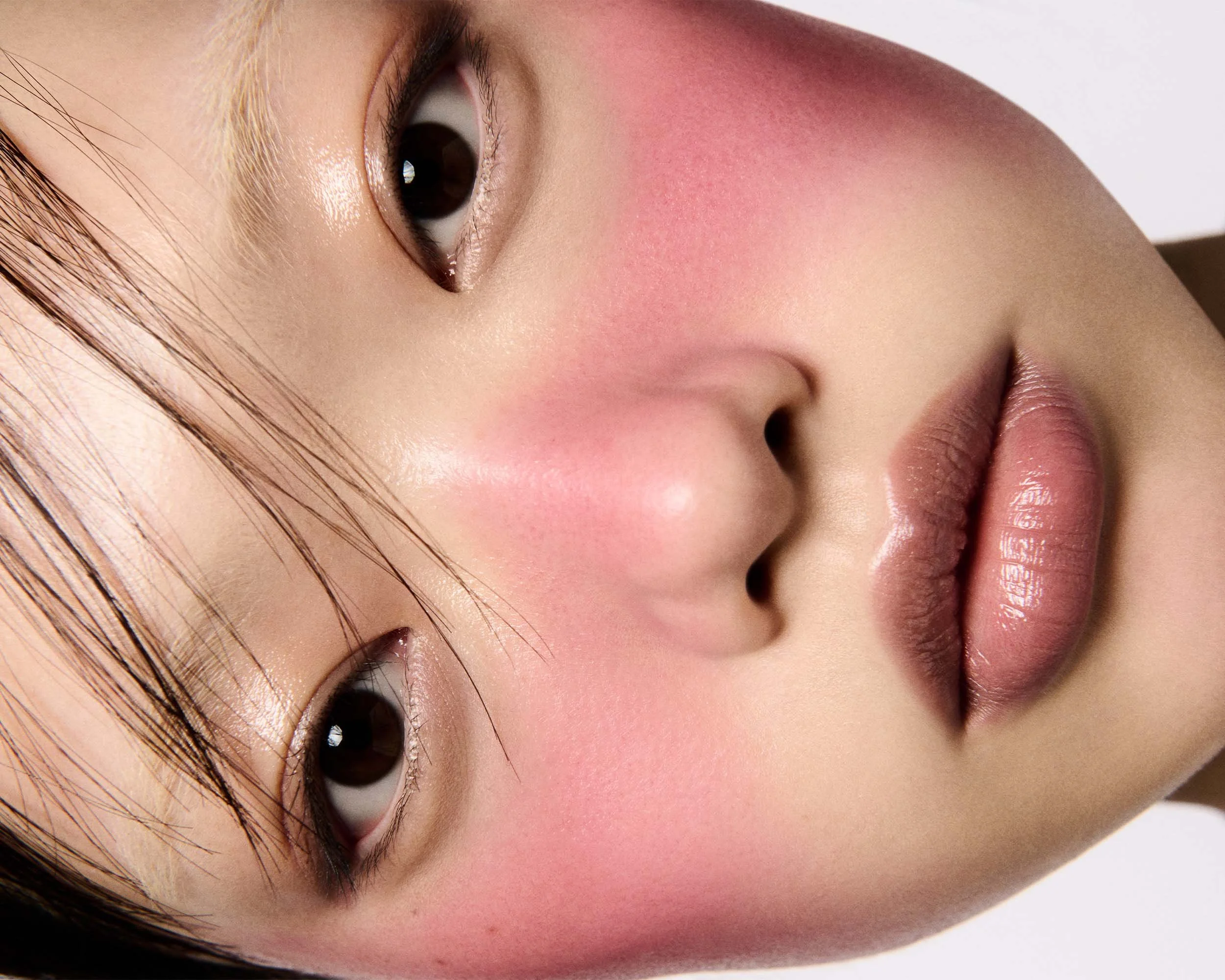 matsitek+mateusz+sitek+beauty+photography+london+skin+care+makeup+natural+creative+editorial+advertising+lipstick+blush+still+life+2026.jpg