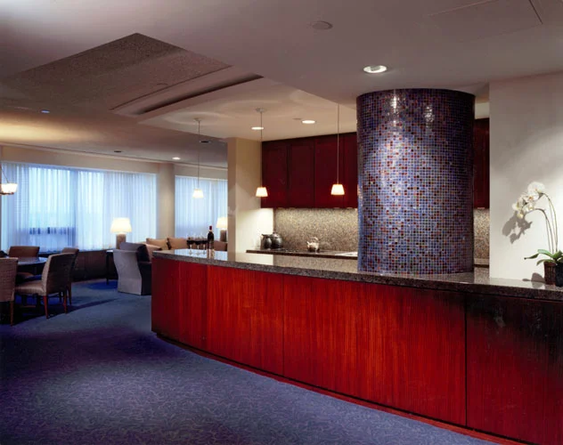 hospitality-amway-guest-suite-kitchen.jpg