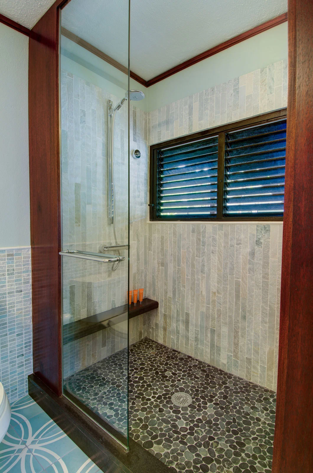 walk-in shower in the renovated Oceanview bathrooms photography: Jim Scheiner - Rainbow Visions
