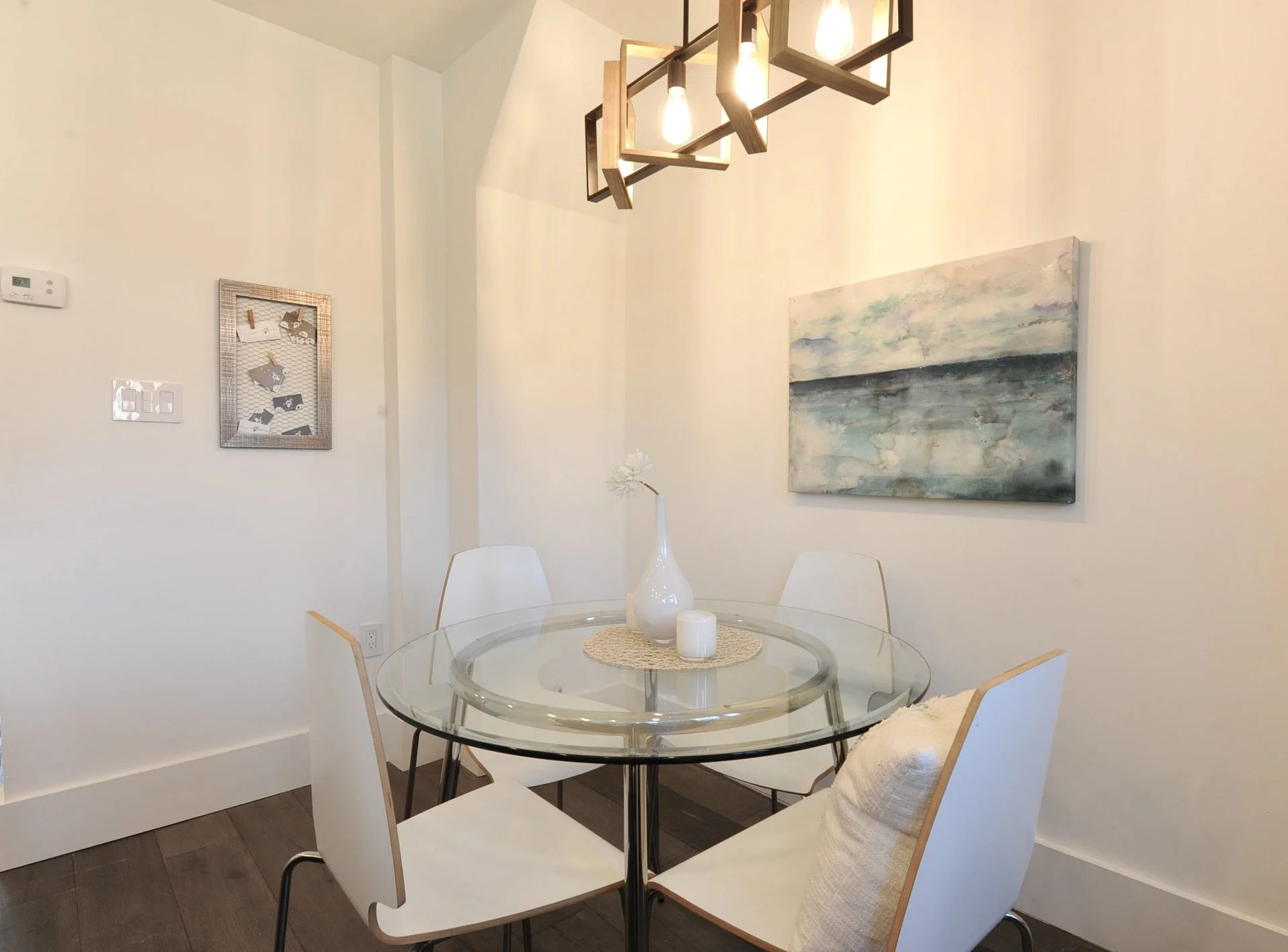 Dining Rm.JPG