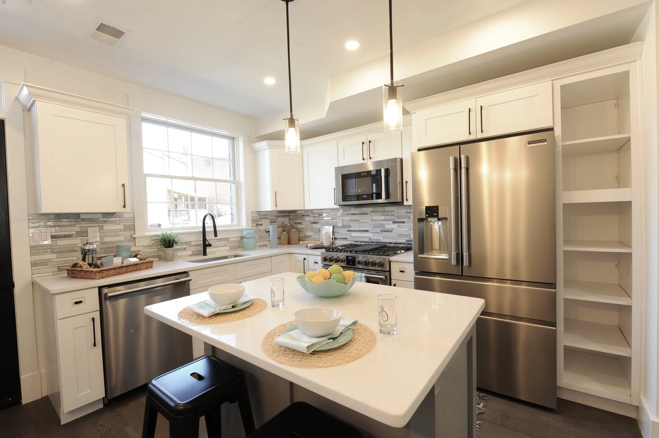 Kitchen ISO main.JPG