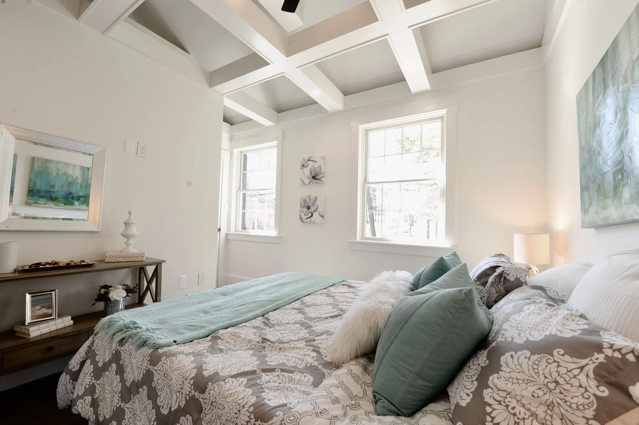 Master Bed 3.JPG