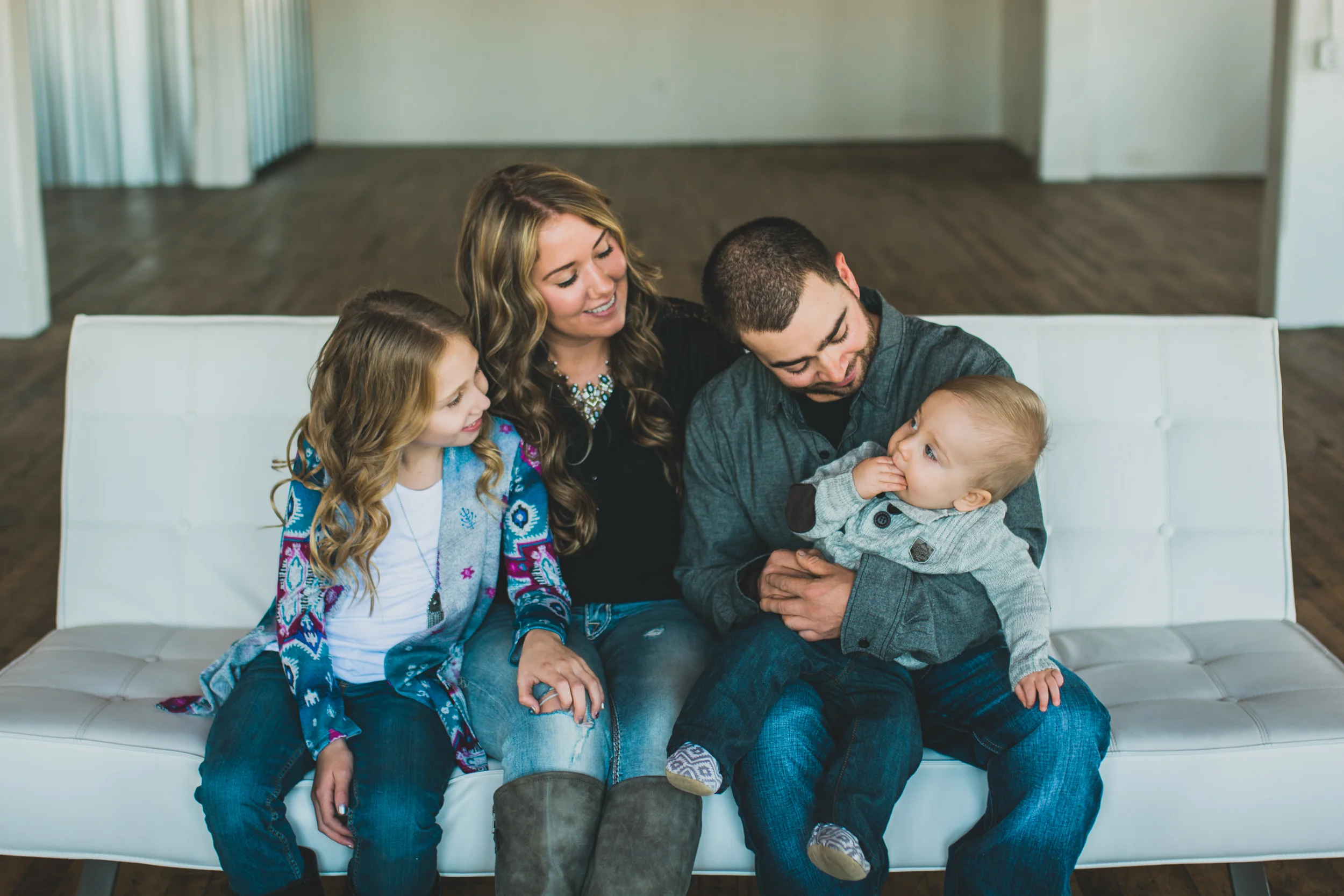 Josh.Amy.Kam.Gabe | Christmas Sessions at Co-Studio, Bismarck