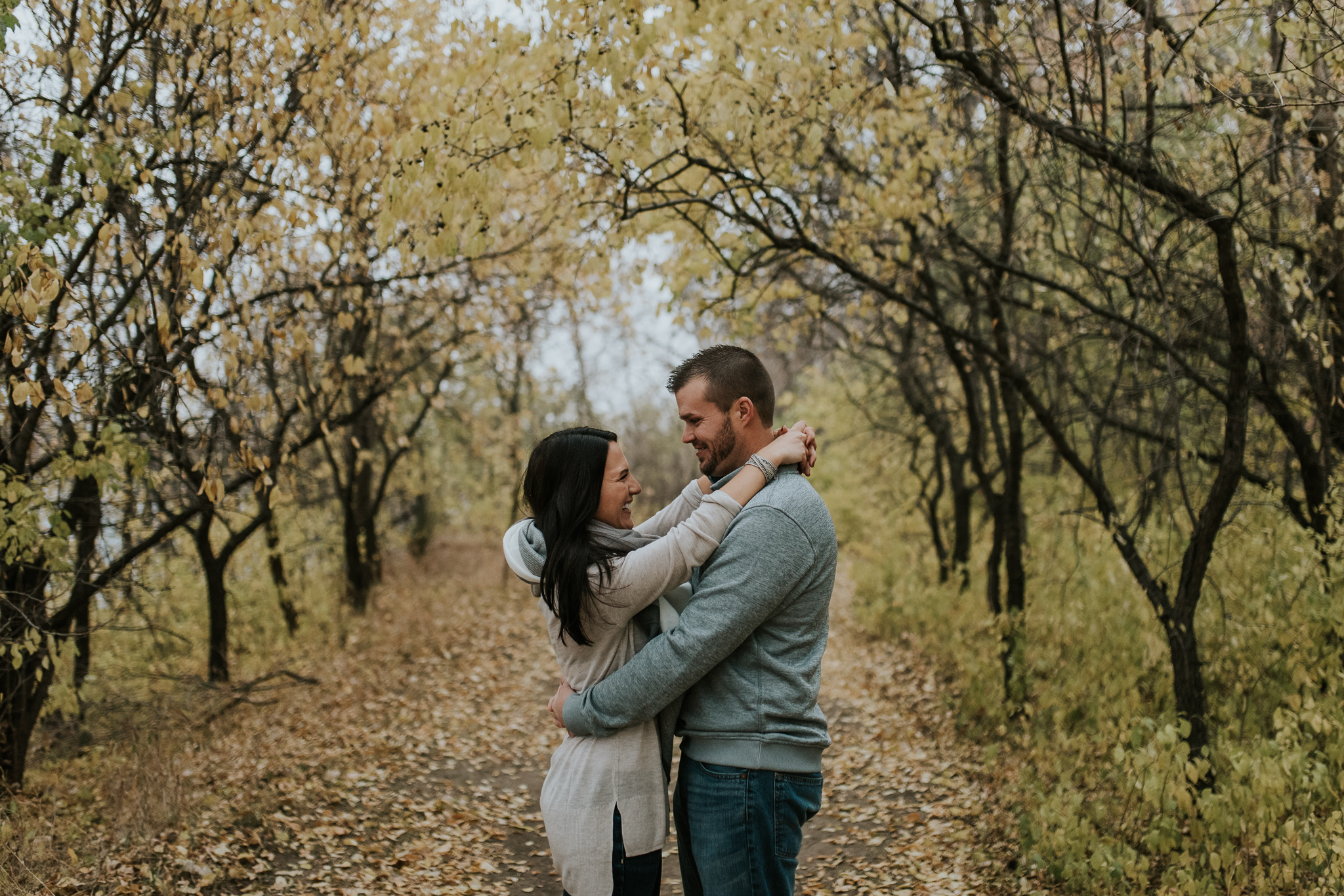 engagement-anniversary-dog-pictures-fall-11.jpg