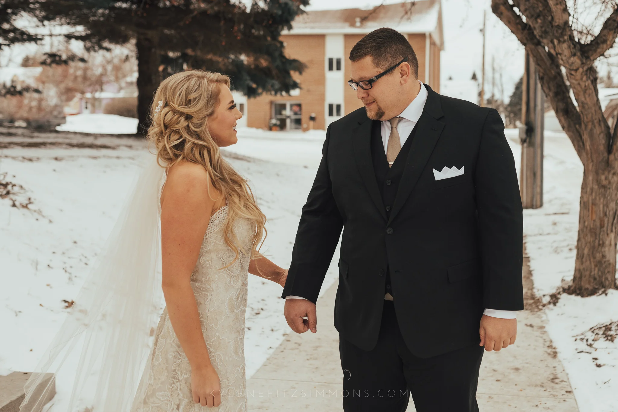giannonatti-minnesota-winter-wedding-19.jpg