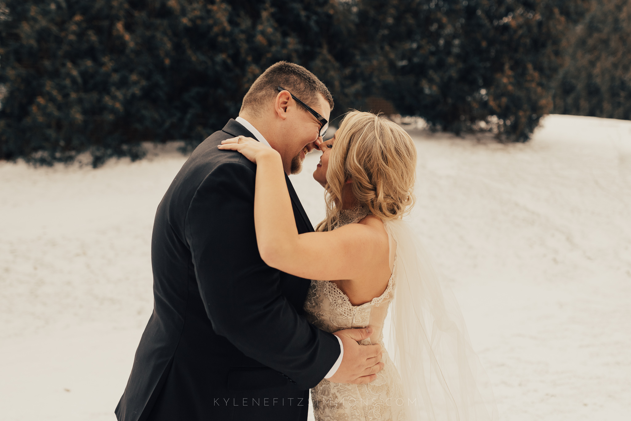 giannonatti-minnesota-winter-wedding-32.jpg