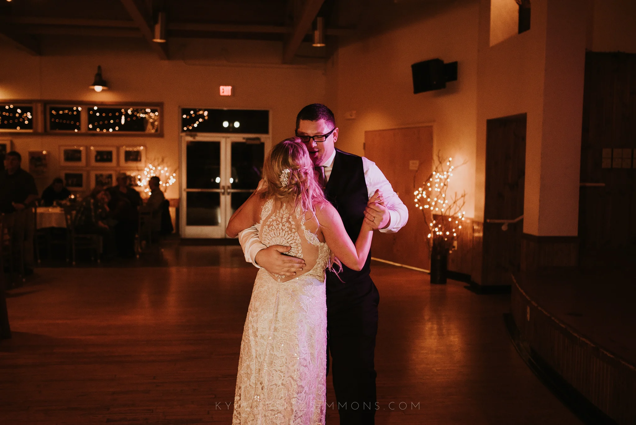 giannonatti-minnesota-winter-wedding-133.jpg
