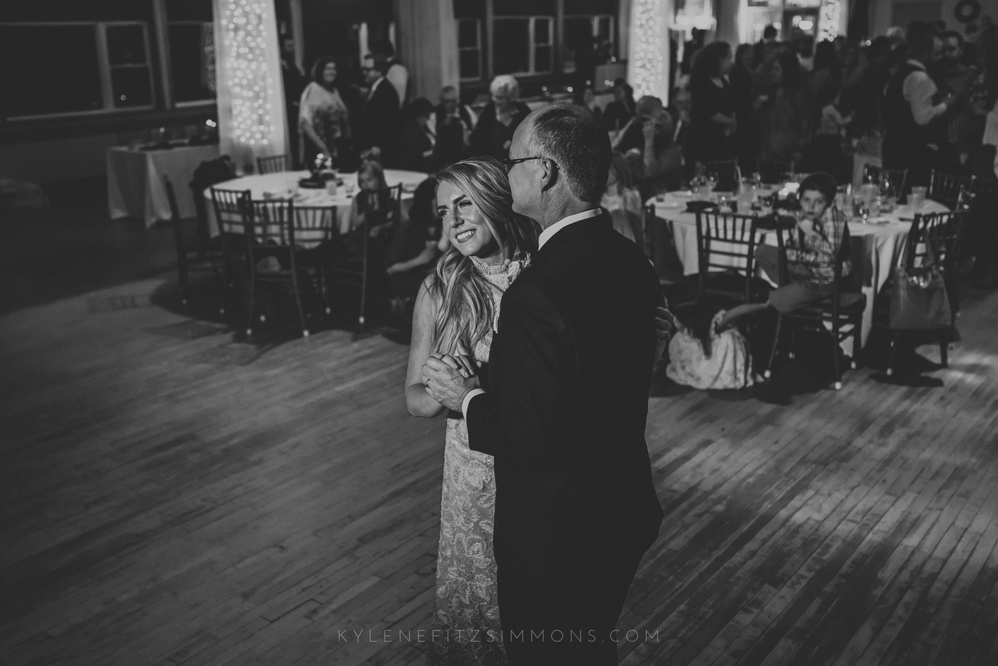 giannonatti-minnesota-winter-wedding-139.jpg